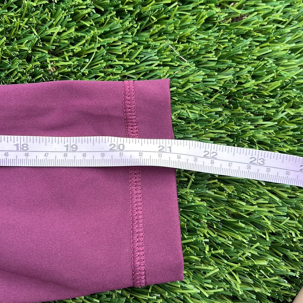 Like New Lululemon Wunder Under Crop Leggings - Picture 5 of 6